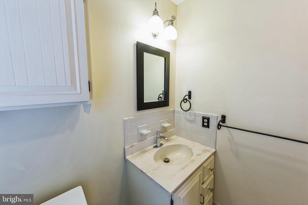 7 Brandywine Dr