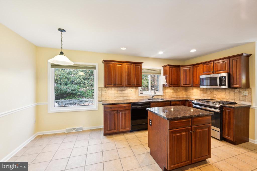 7 Brandywine Dr