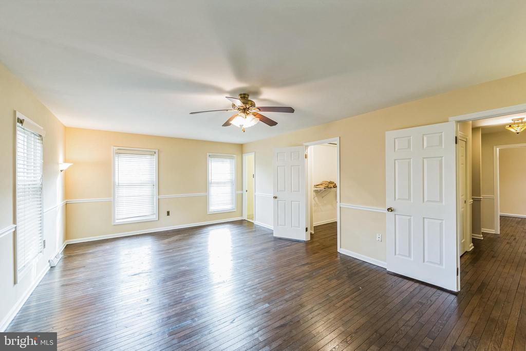 7 Brandywine Dr