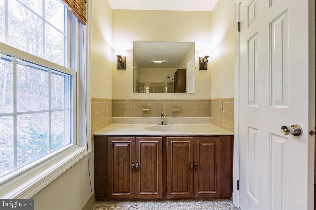 7 Brandywine Dr
