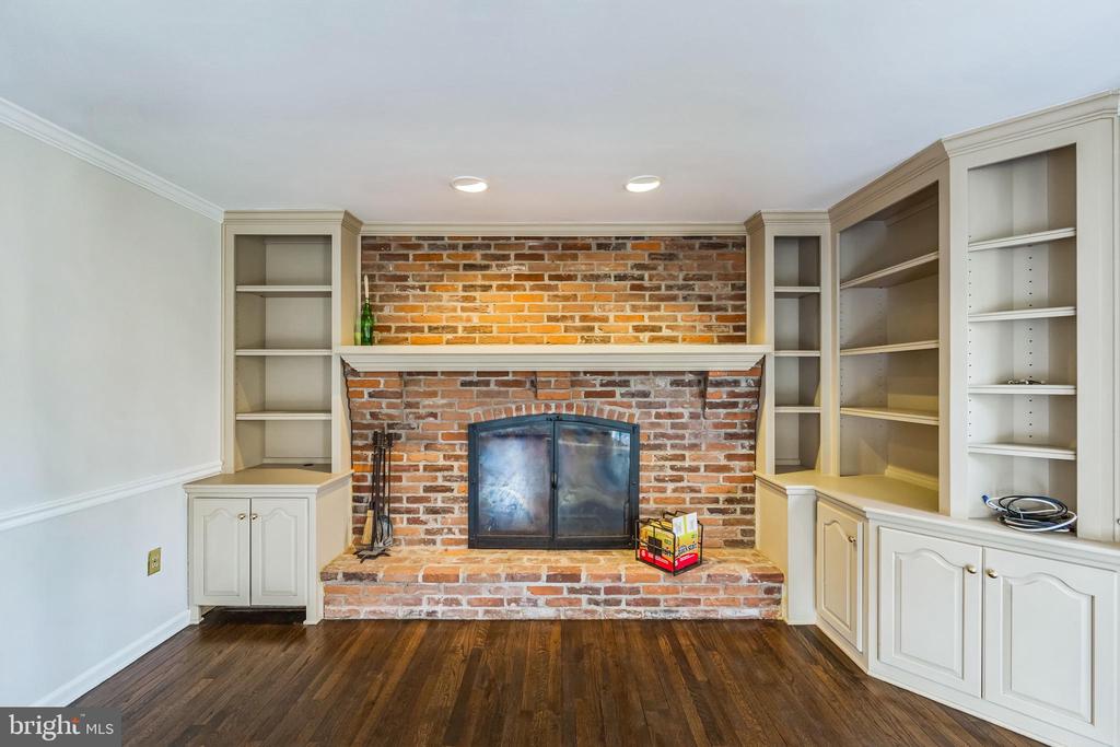7 Brandywine Dr