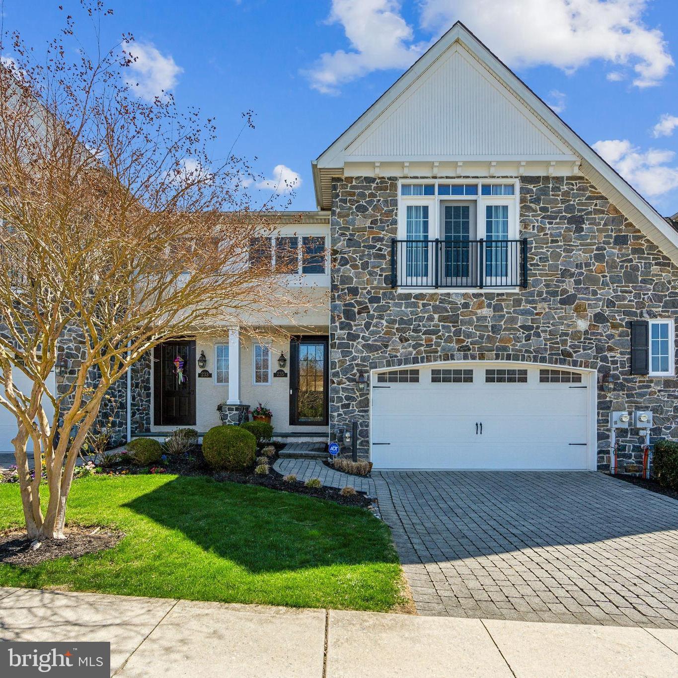 235 Caleb Dr #19