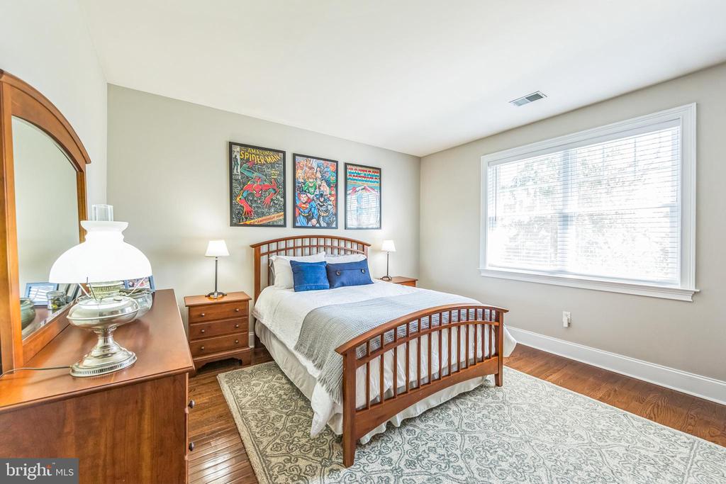 235 Caleb Dr #19