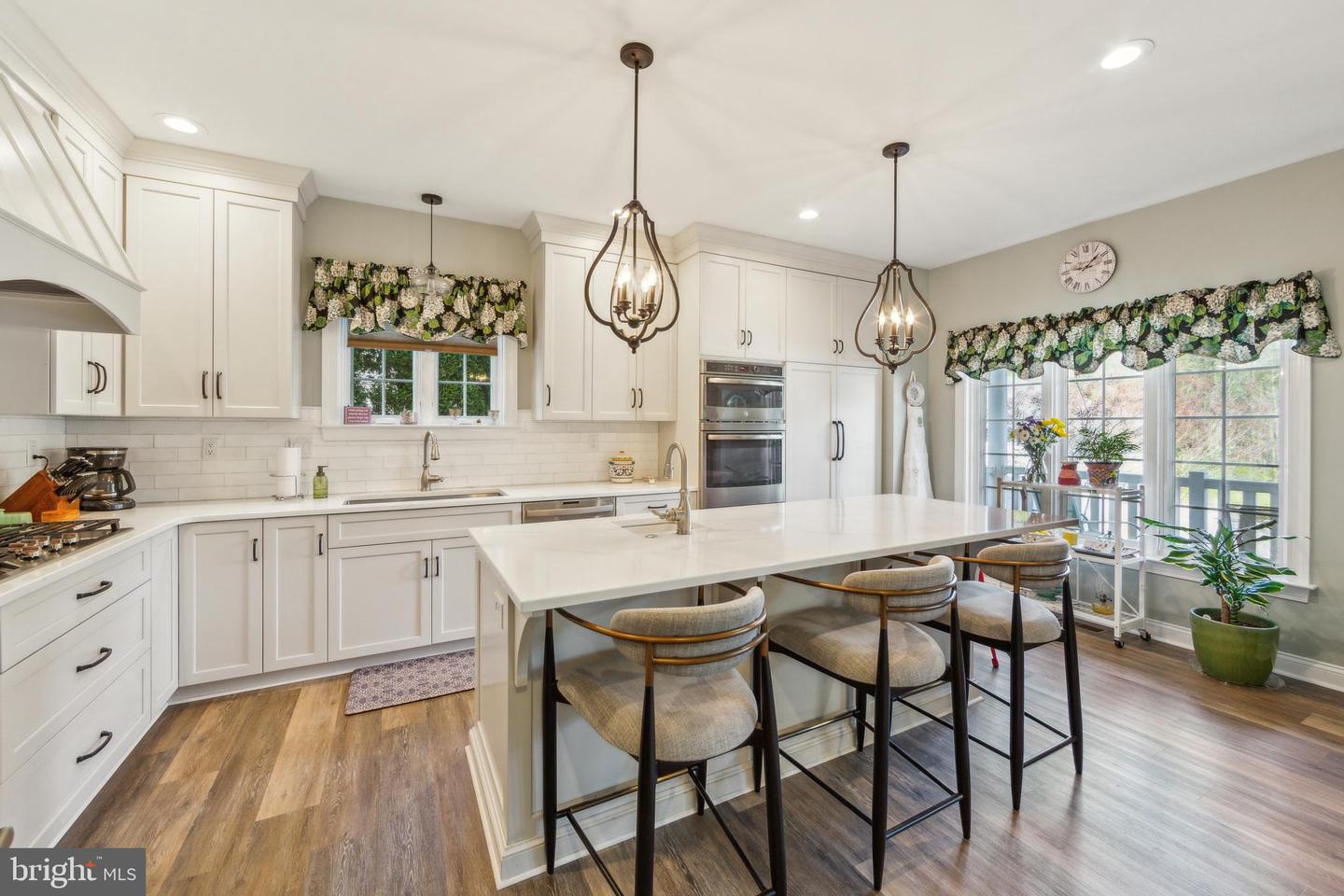 116 Windgate Dr