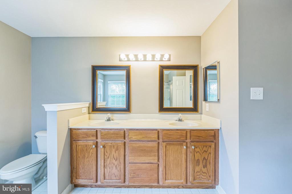 321 McFarland Dr