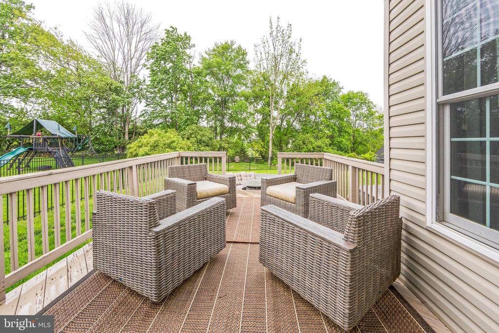 321 McFarland Dr