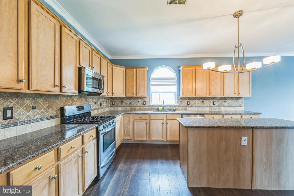321 McFarland Dr