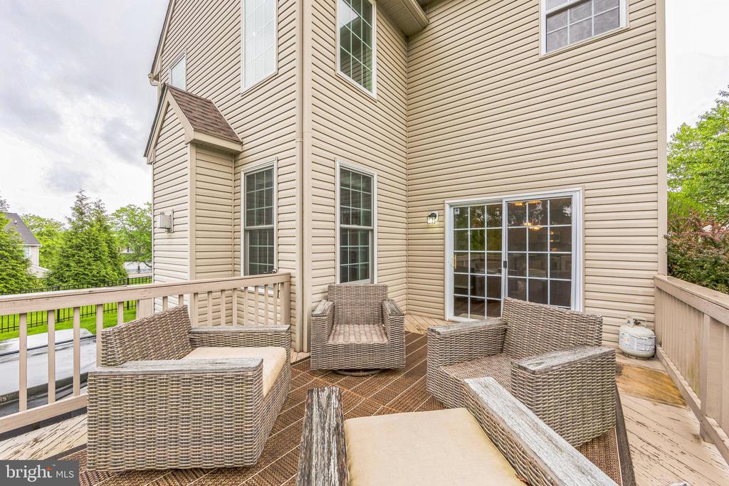 321 McFarland Dr