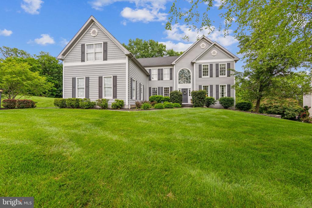 438 Bowen Dr