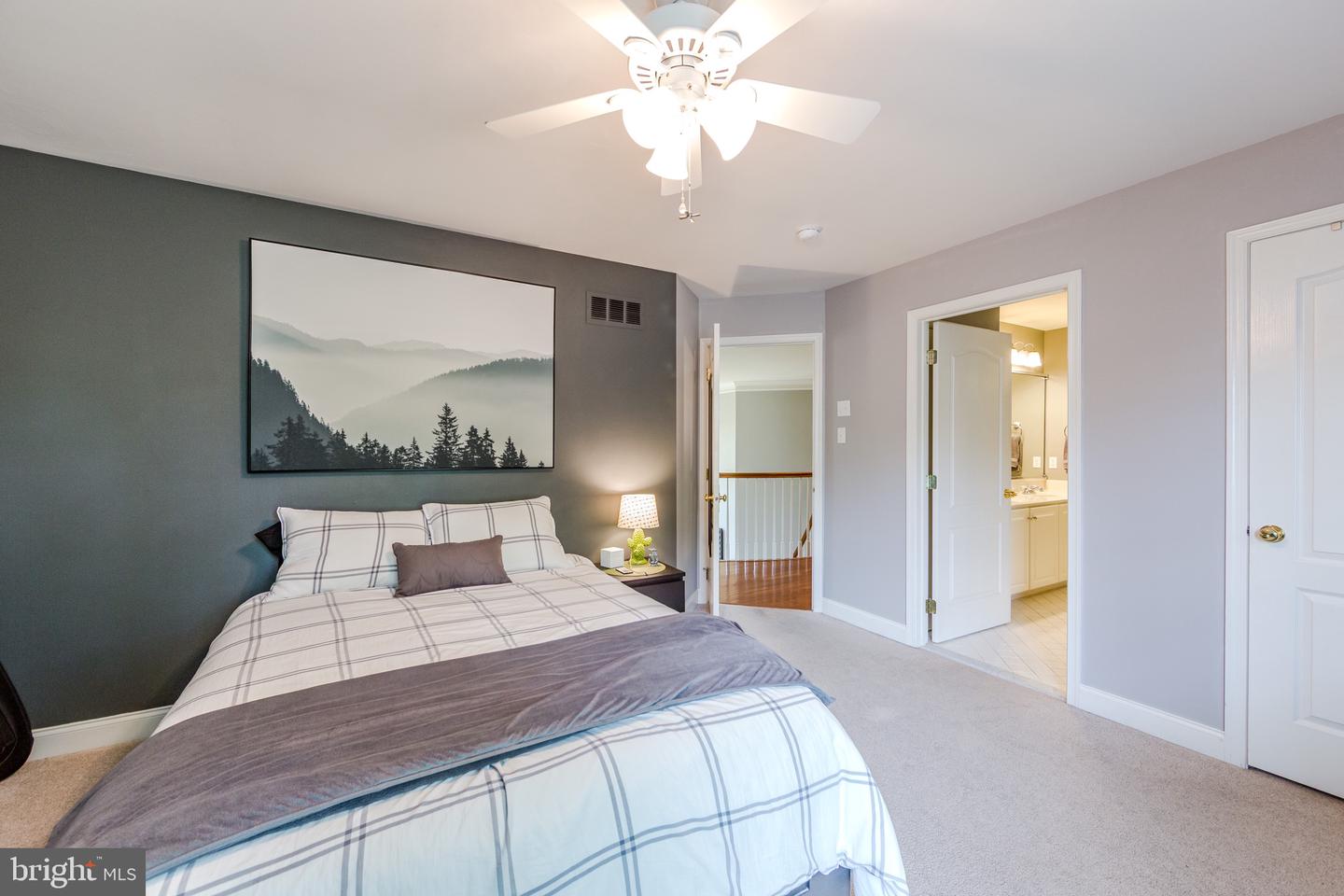 438 Bowen Dr
