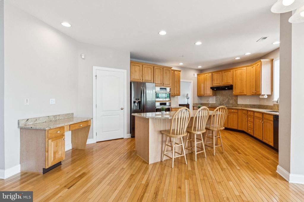 500 Preston Ct