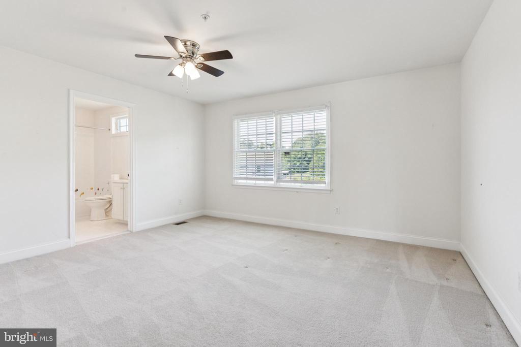 500 Preston Ct