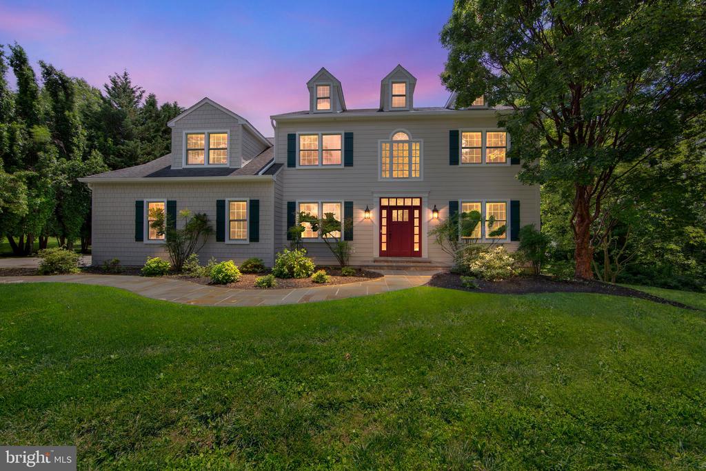 5 Yarmouth Ln