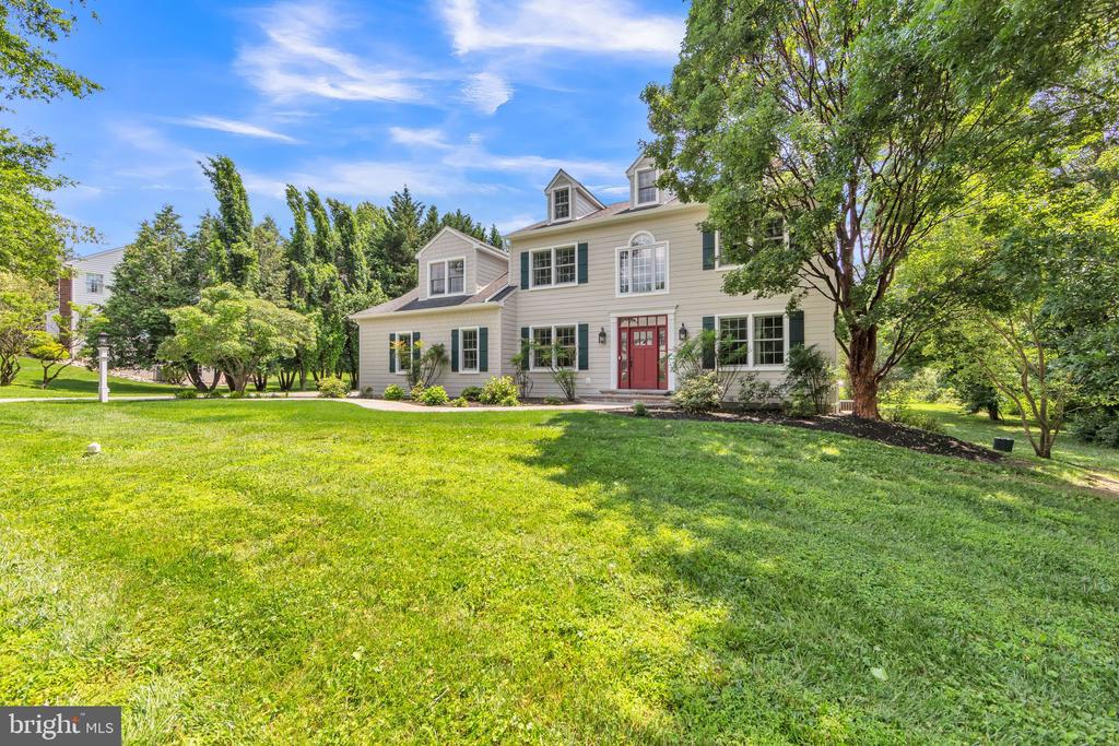 5 Yarmouth Ln