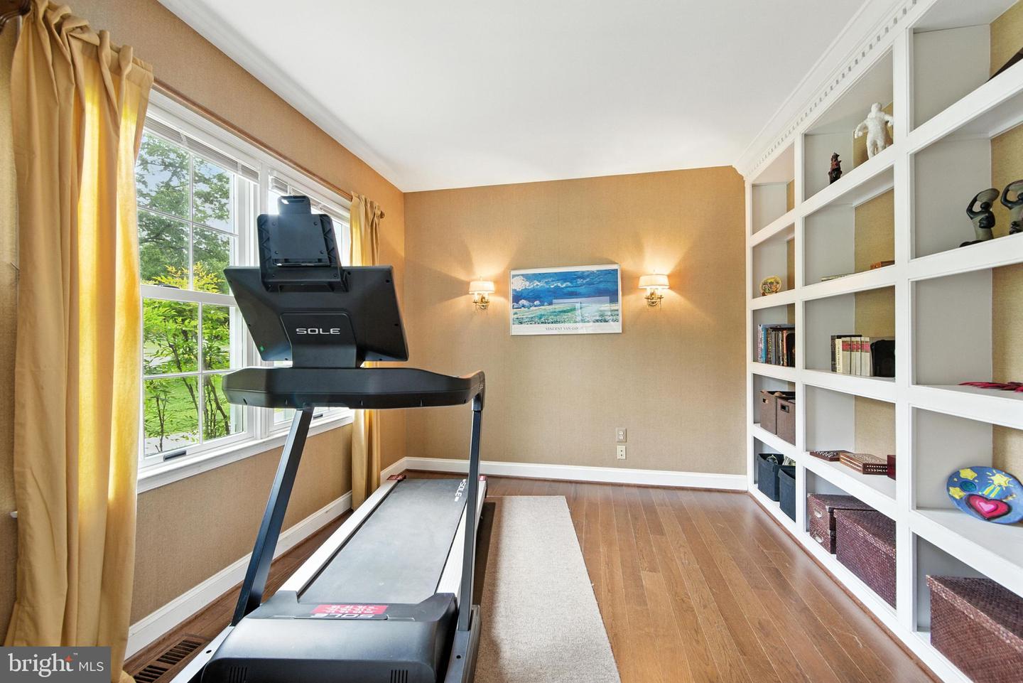 5 Yarmouth Ln