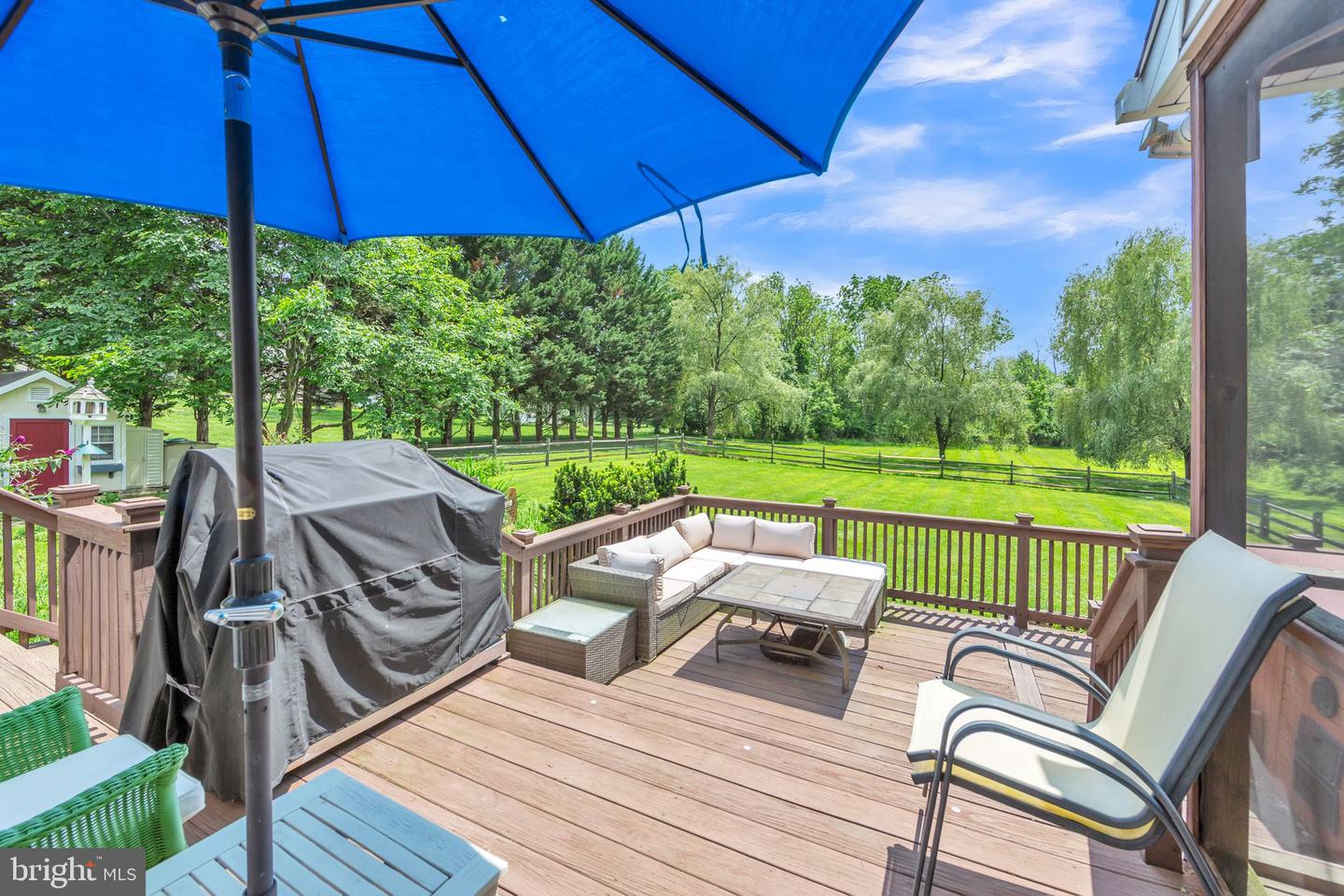 5 Yarmouth Ln