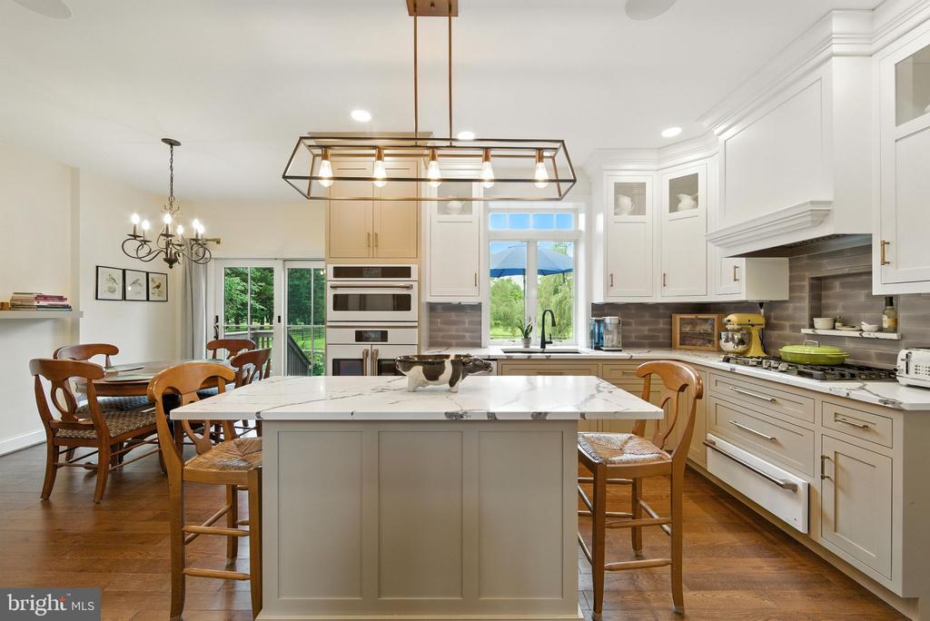 5 Yarmouth Ln
