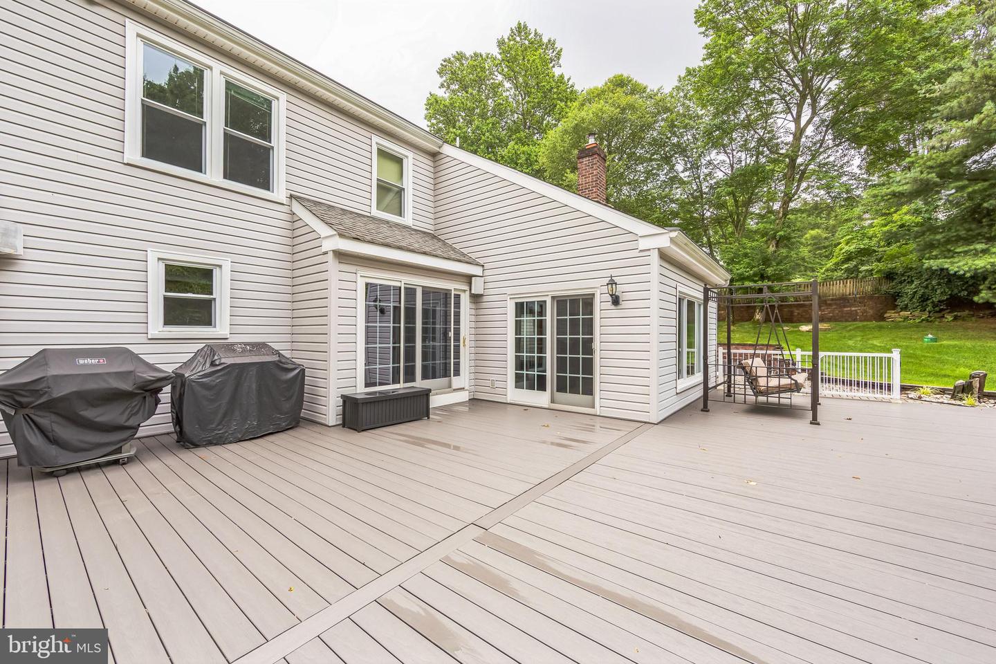 204 Hickory Dr