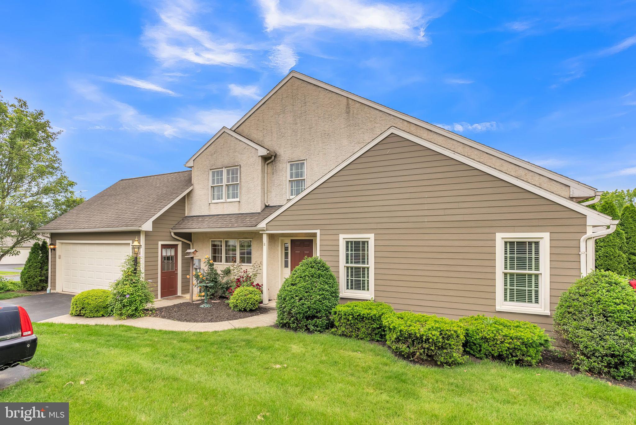 8 PARKSIDE DRIVE