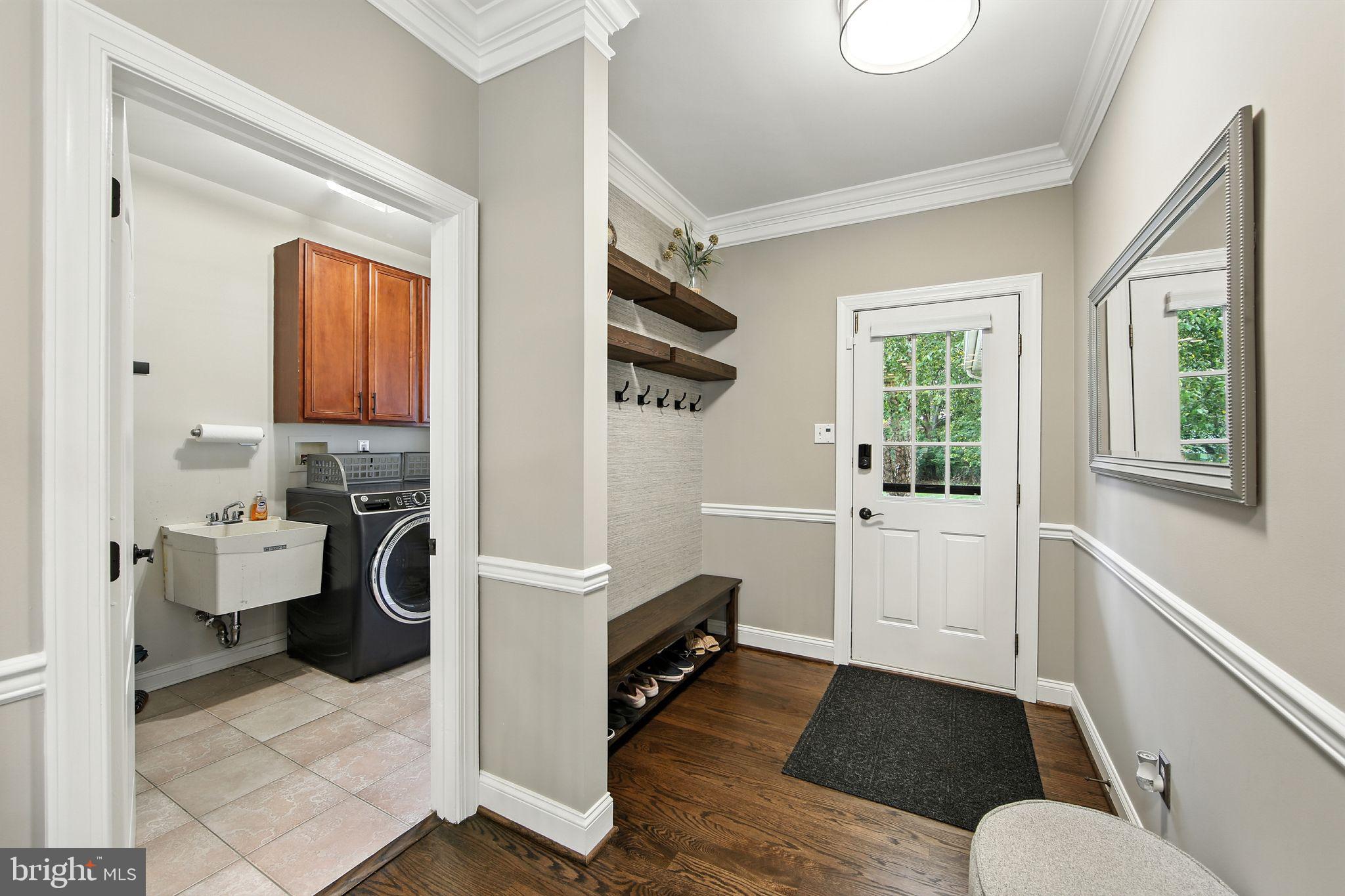 306 LANDERS COURT