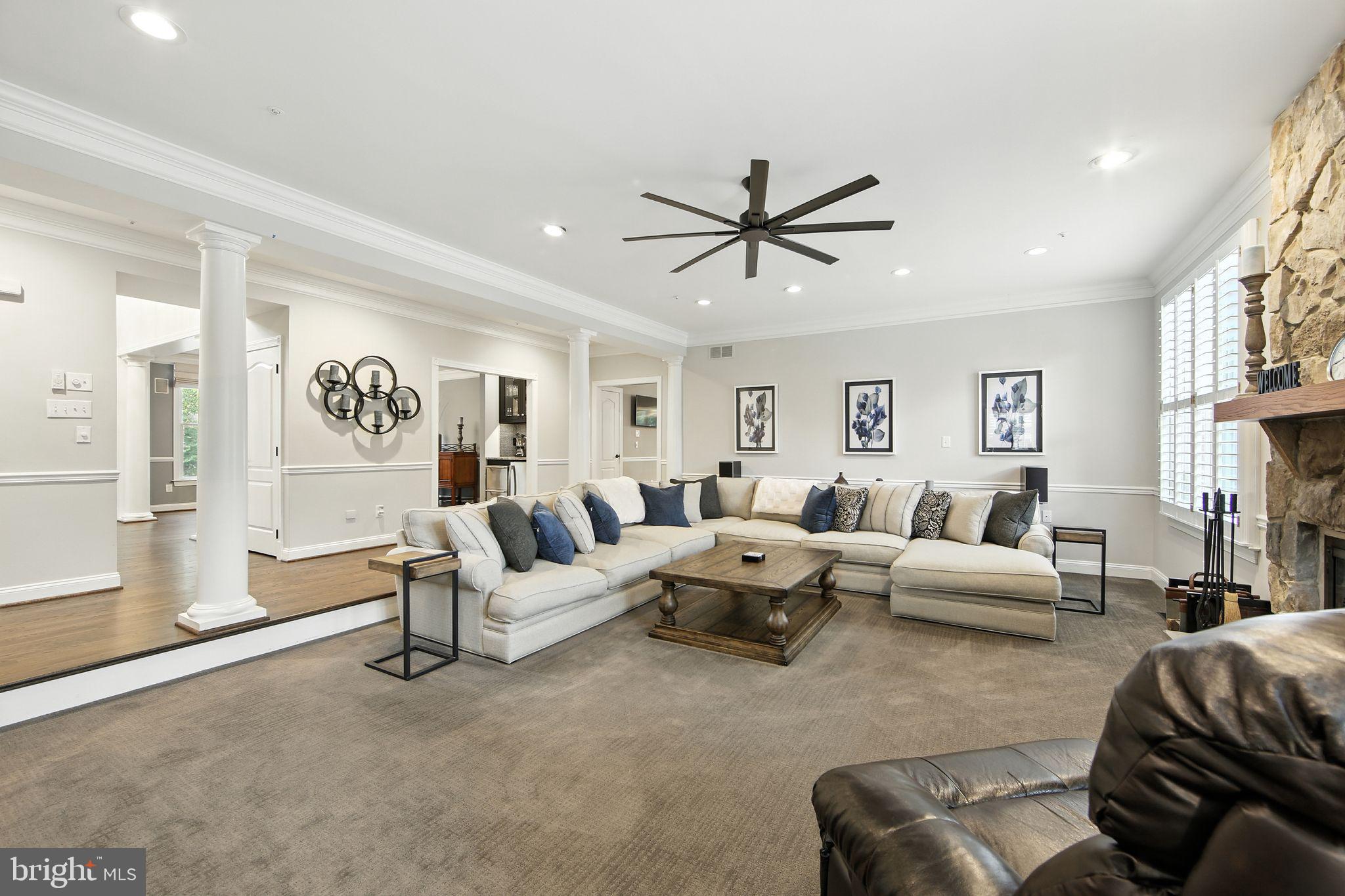 306 LANDERS COURT