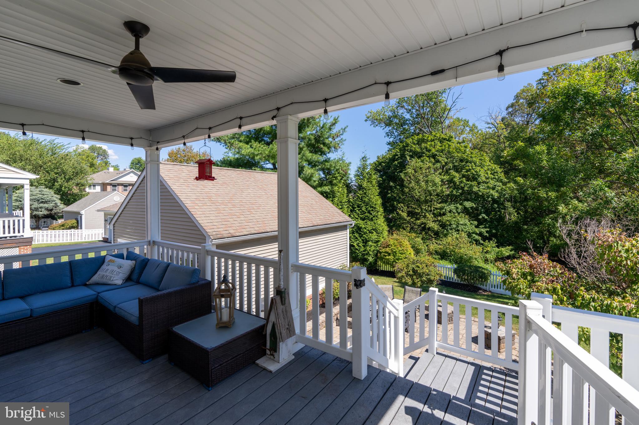 955 PINEHURST DRIVE