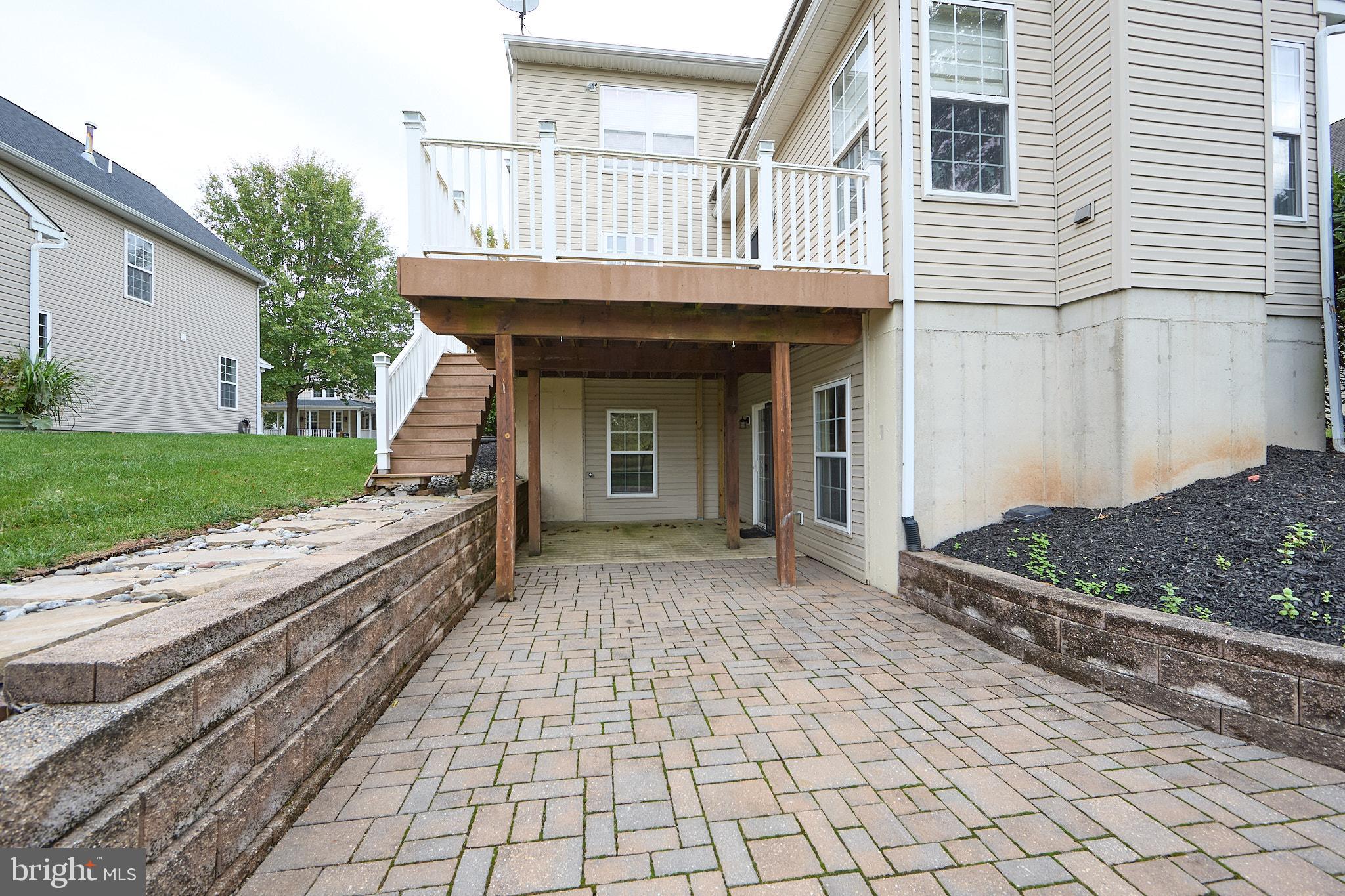 112 LINDLEY LANE