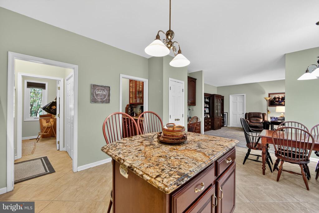 38 YARMOUTH LANE