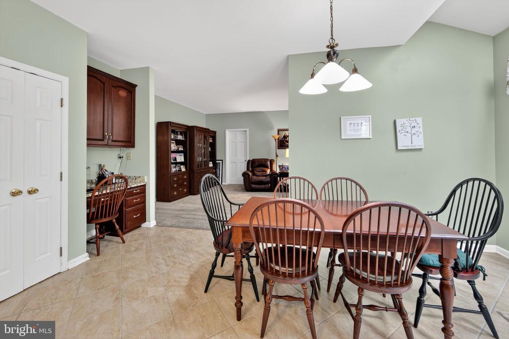 38 YARMOUTH LANE