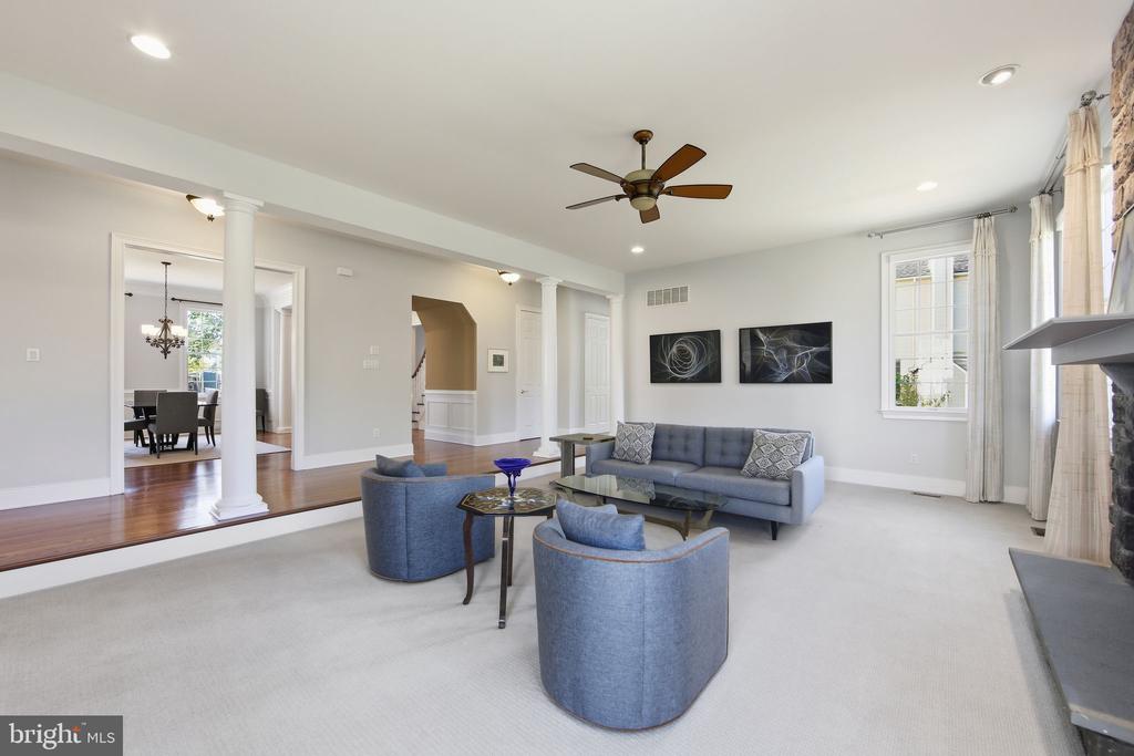 2114 FERNCROFT LANE