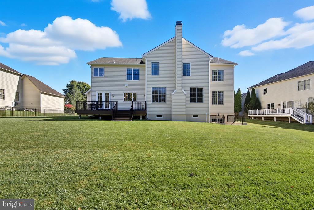 2114 FERNCROFT LANE