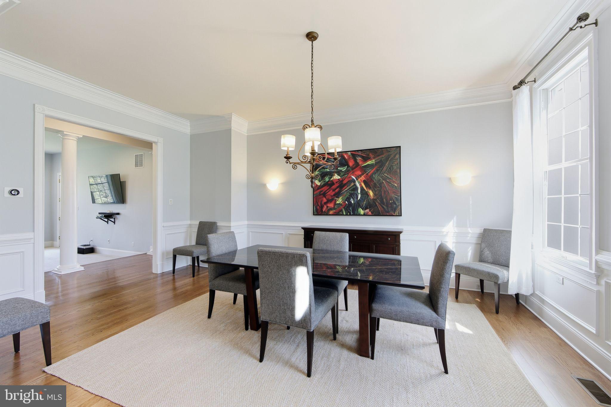 2114 FERNCROFT LANE