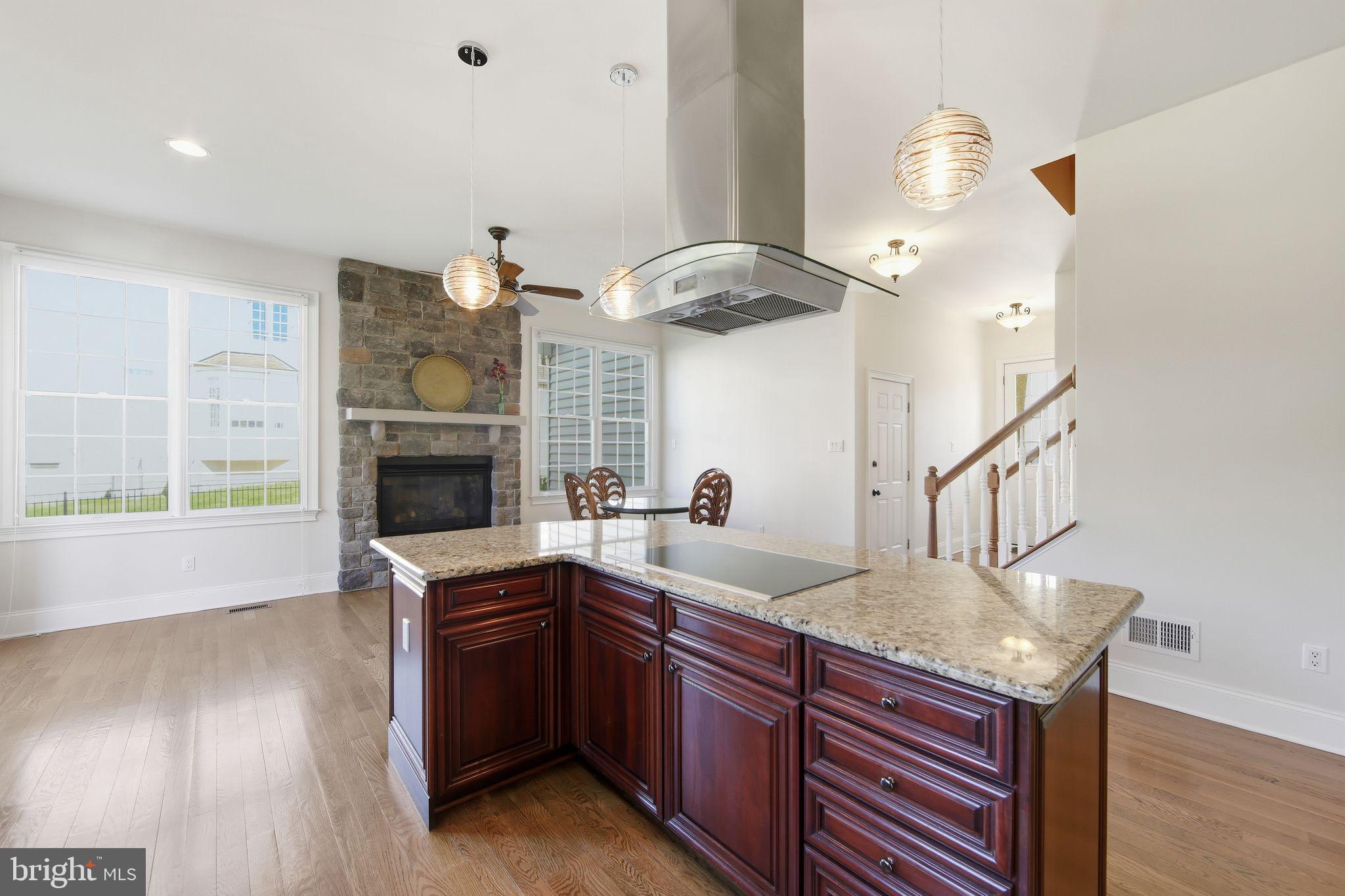 2114 FERNCROFT LANE