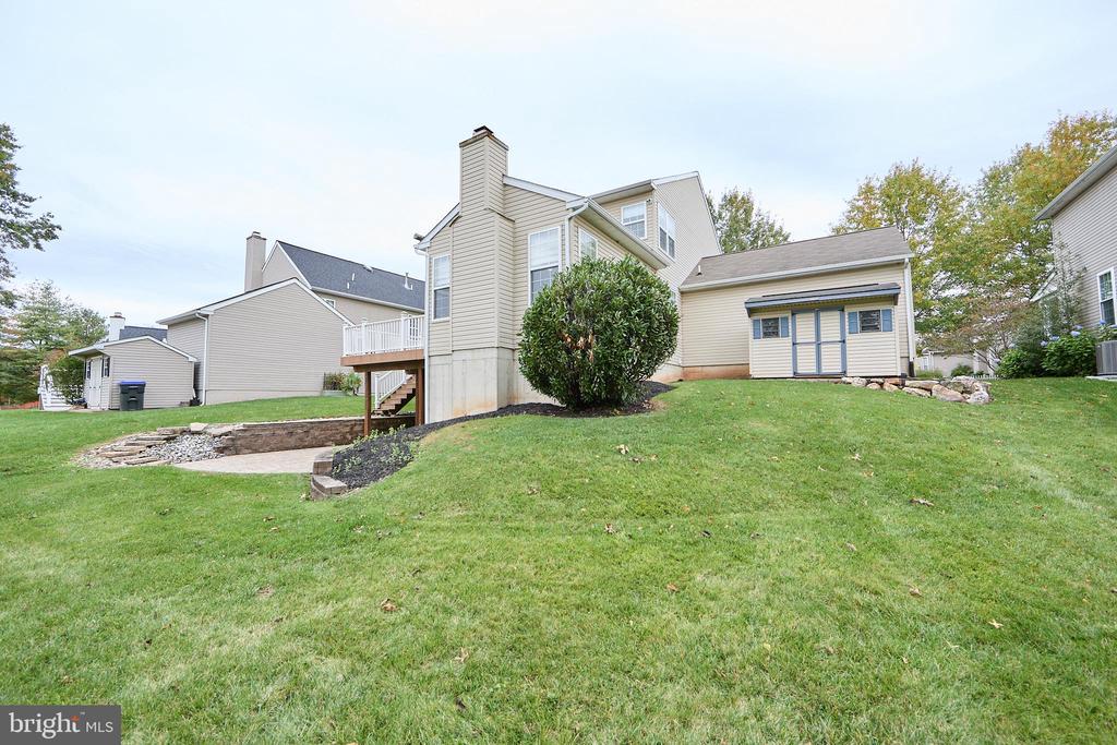 112 LINDLEY LANE
