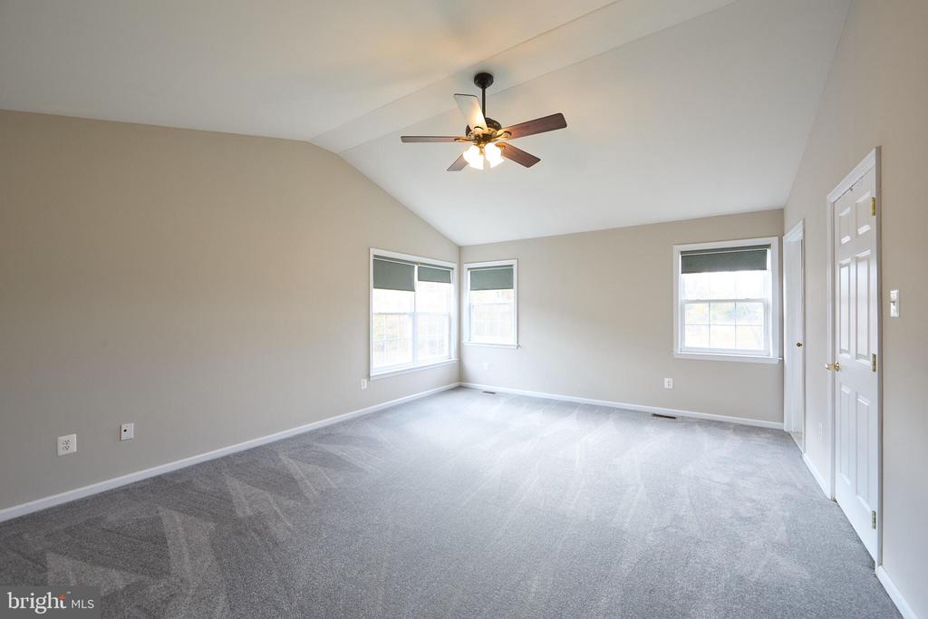 112 LINDLEY LANE