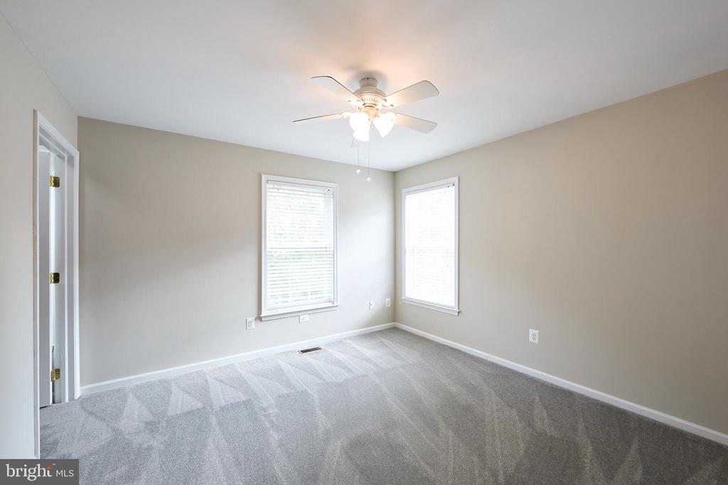 112 LINDLEY LANE