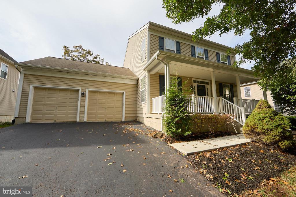 112 LINDLEY LANE