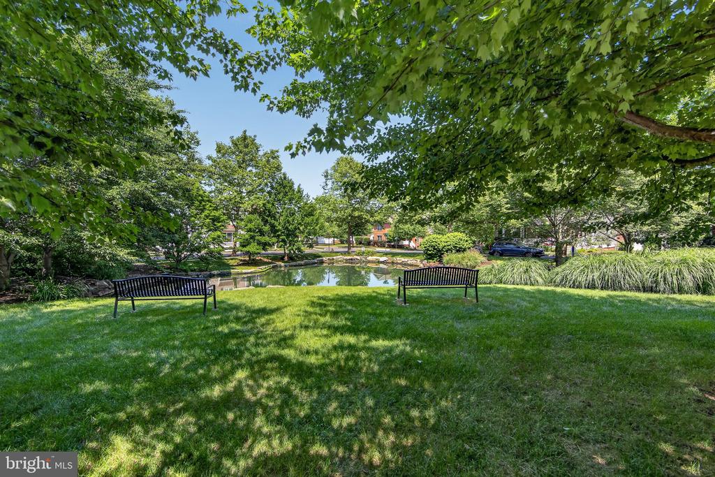 477 FAIRMONT DRIVE Unit: 236