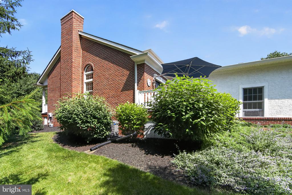 477 FAIRMONT DRIVE Unit: 236