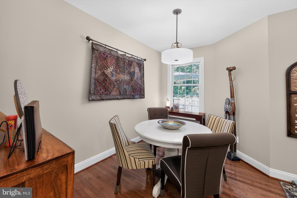 477 FAIRMONT DRIVE Unit: 236