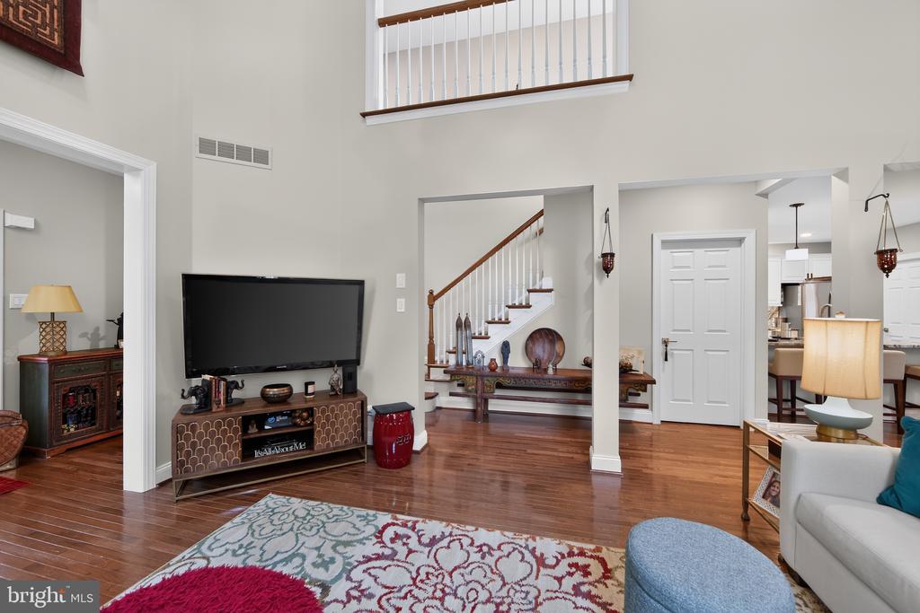 477 FAIRMONT DRIVE Unit: 236