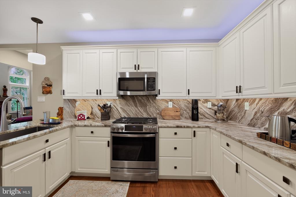 477 FAIRMONT DRIVE Unit: 236