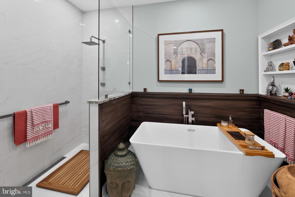 477 FAIRMONT DRIVE Unit: 236