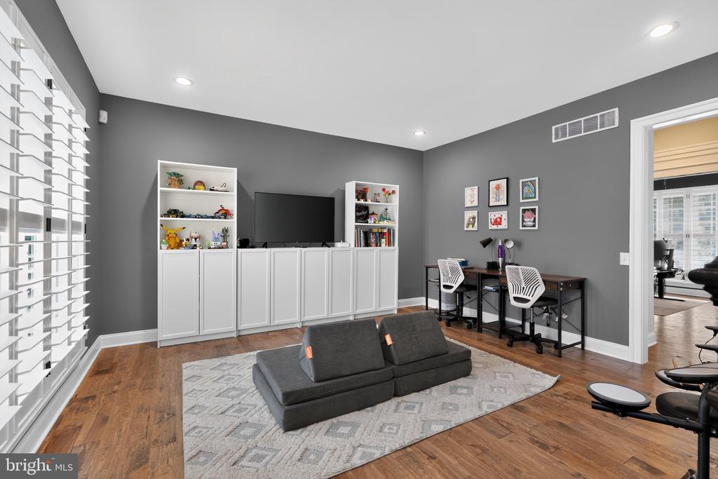 144 MAGNOLIA DRIVE