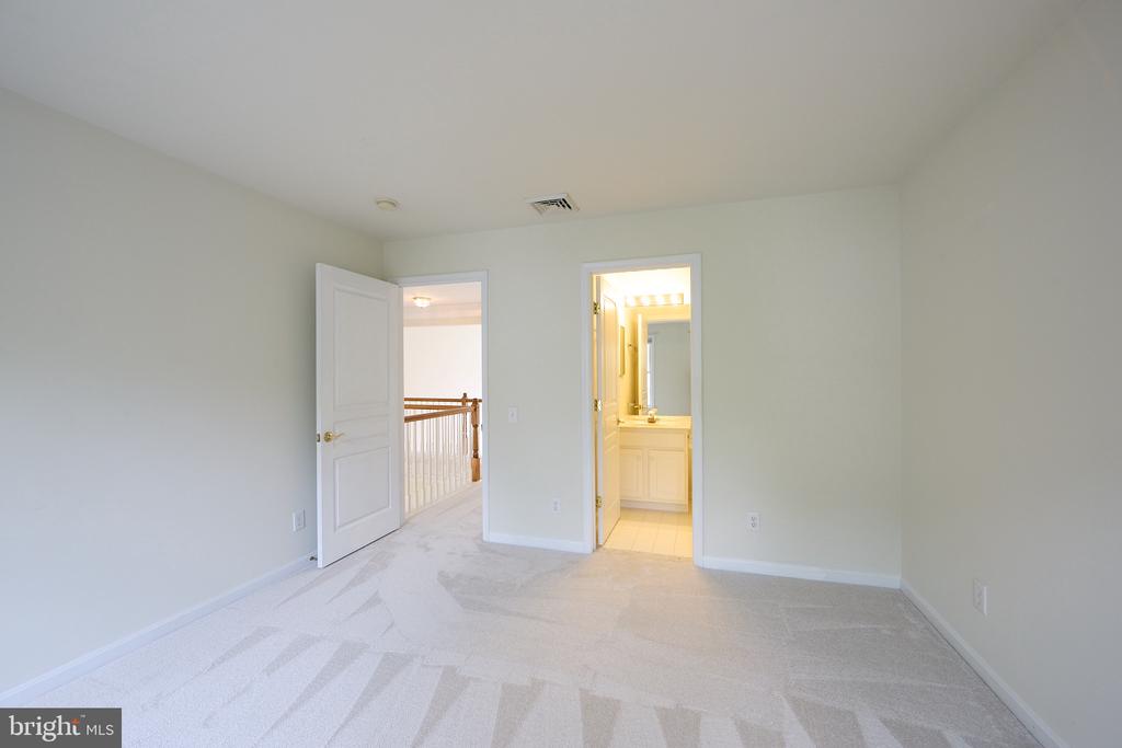 184 MAGNOLIA DRIVE