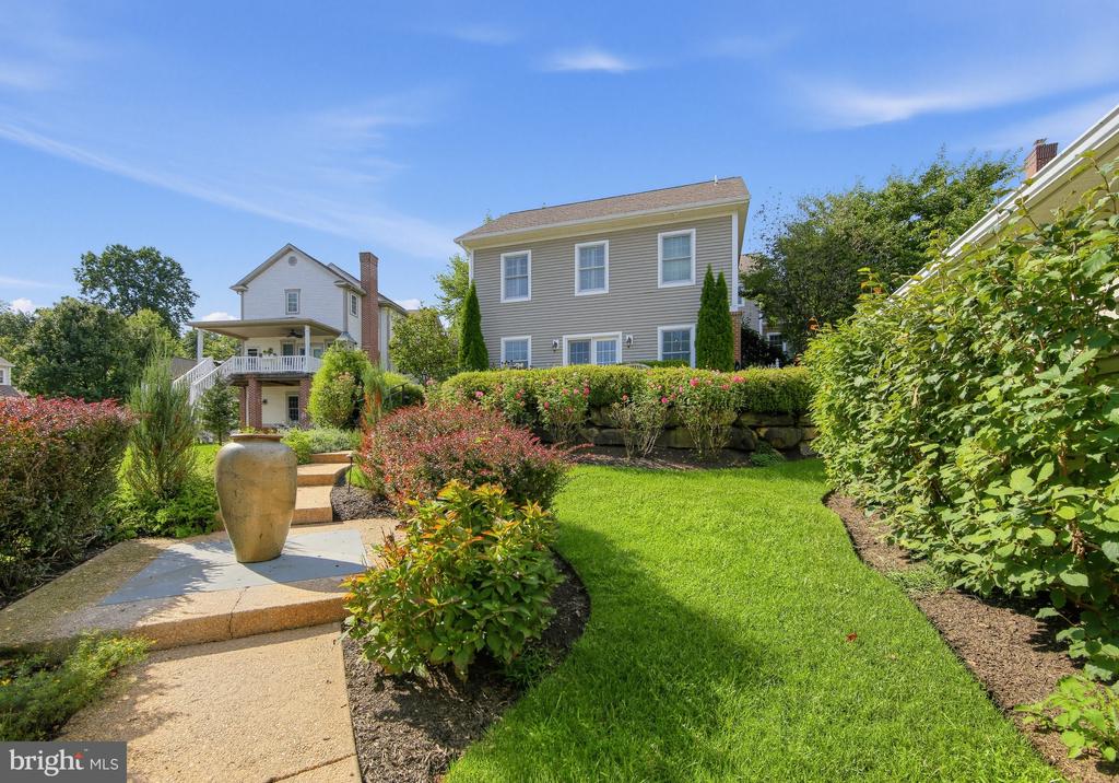 309 SUNDANCE DRIVE
