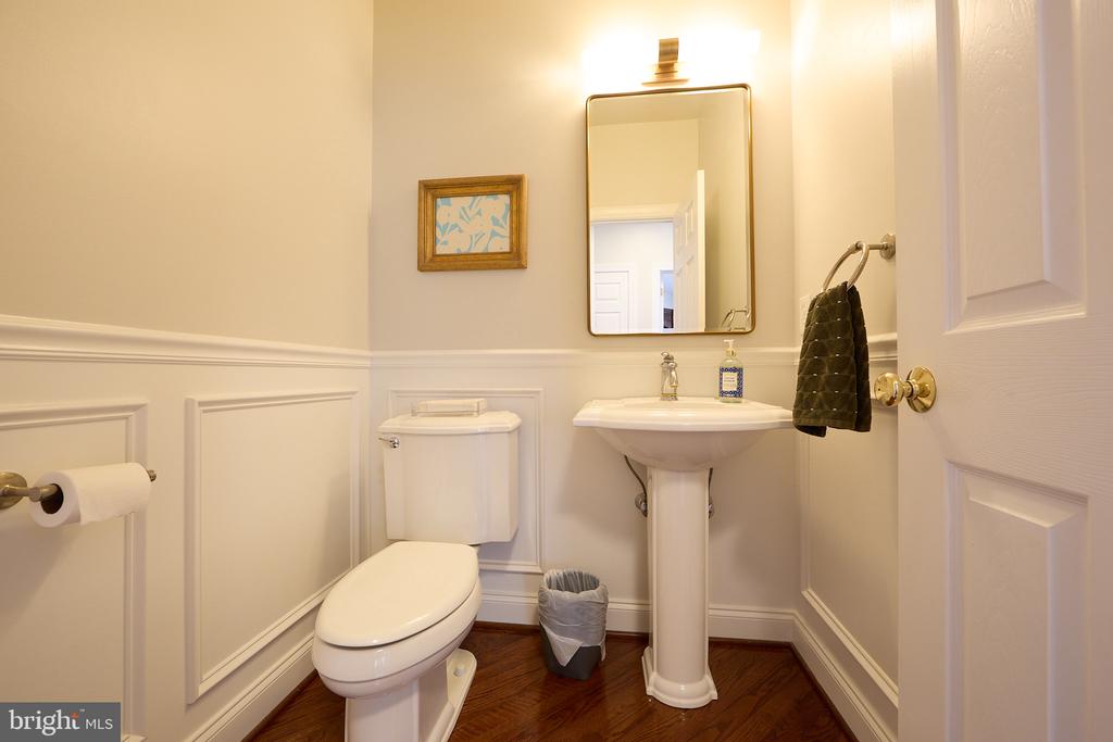 48 LILY POND LANE