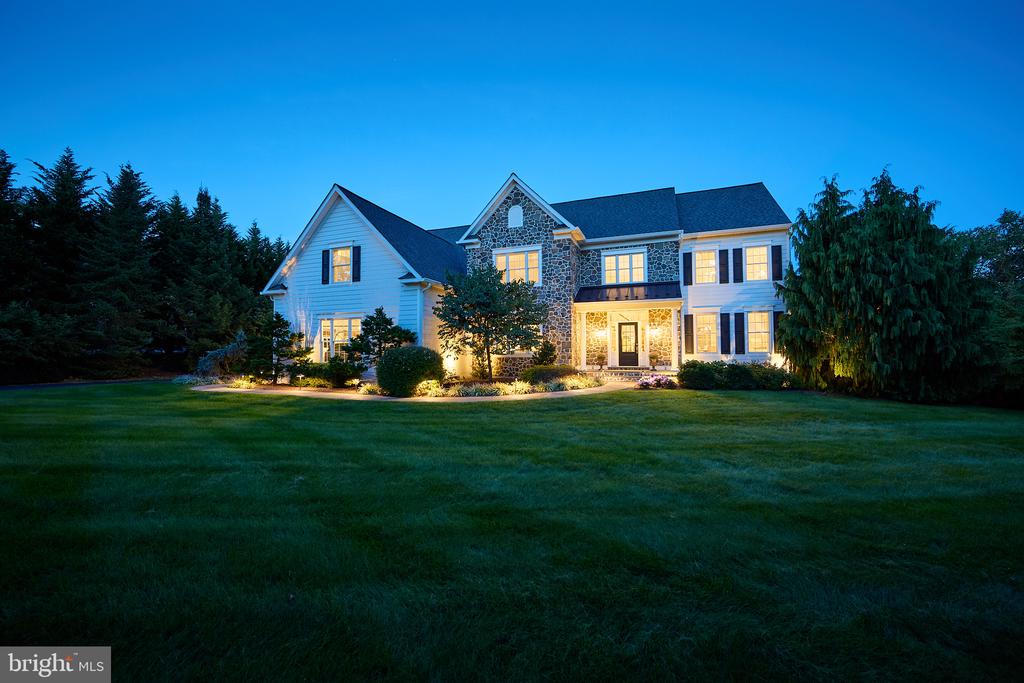 48 LILY POND LANE
