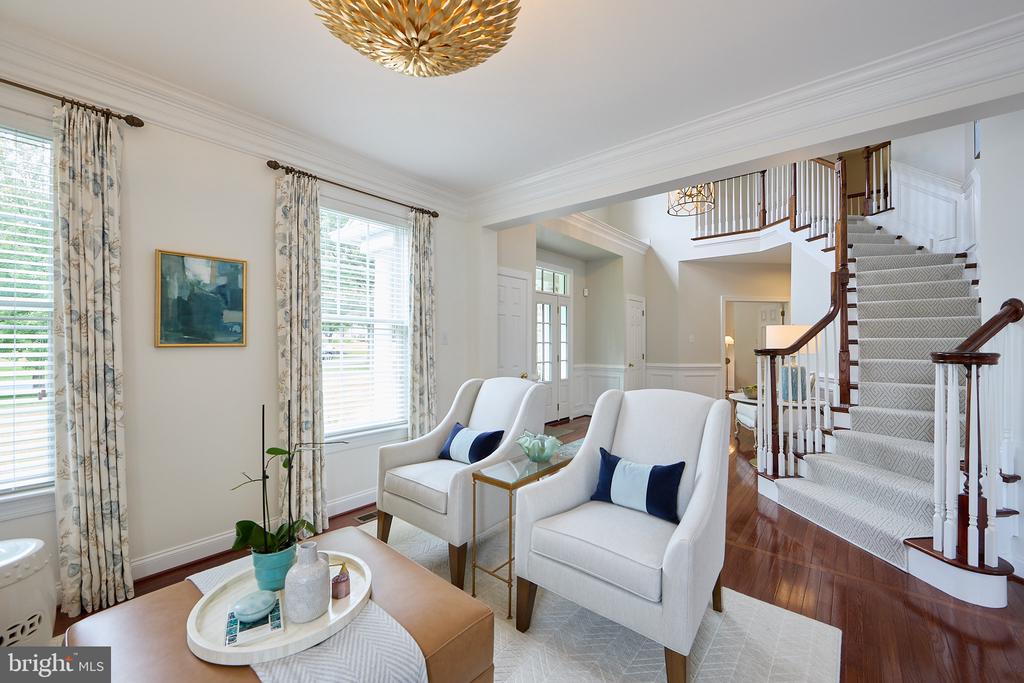 48 LILY POND LANE