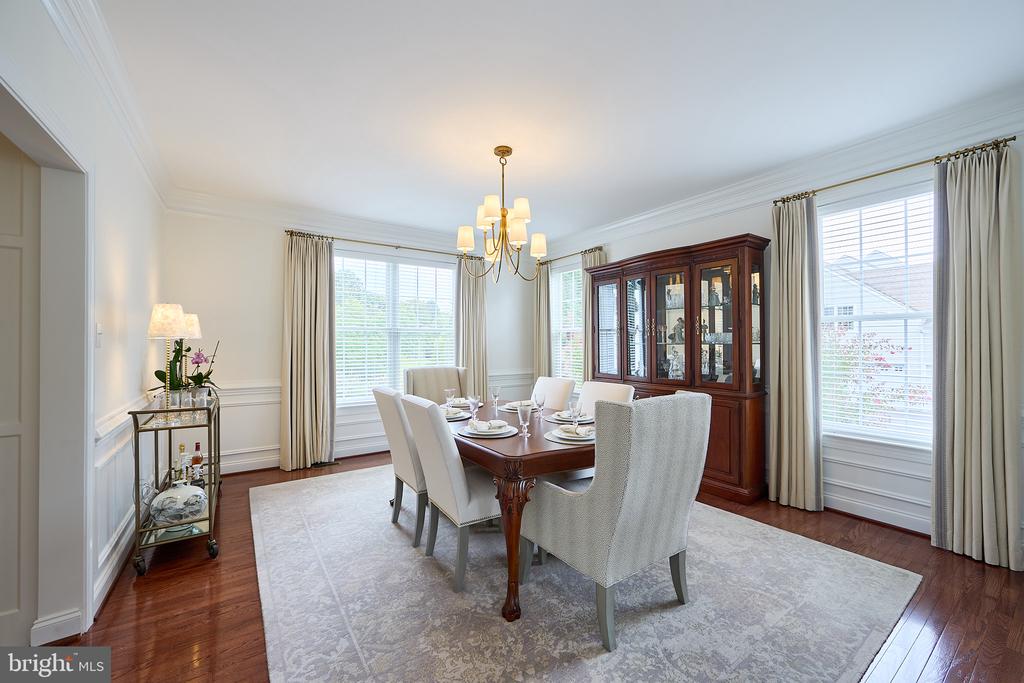 48 LILY POND LANE